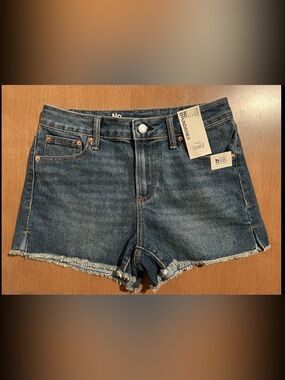 No Boundaries Dark Blue Frayed Hem Denim Shorts 3” Inseam
